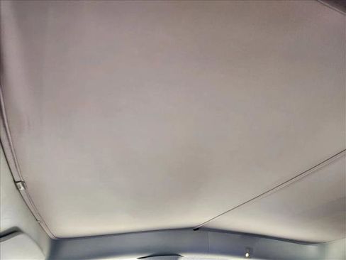 Used 2023 Tesla Model Y Long Range image 14