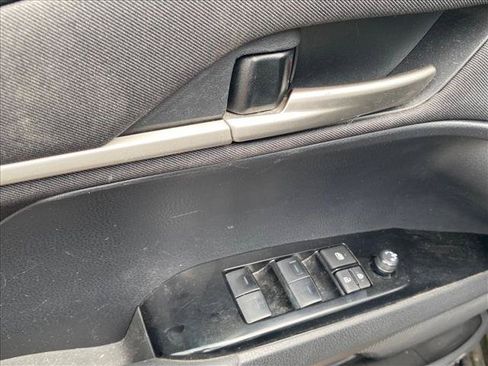 Used 2025 Toyota Camry LE FWD image 10
