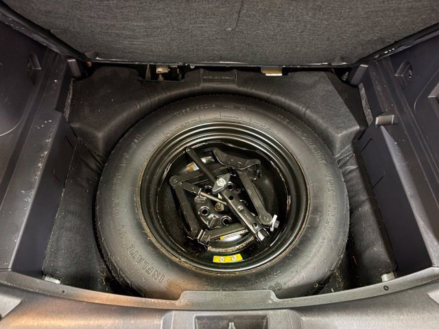 Used 2016 Jeep Compass High Altitude FWD image 11