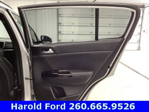 Used 2022 Kia Sportage SX image 8