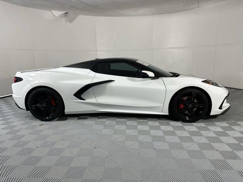 Used 2024 Chevrolet Corvette Stingray Preferred Conv RWD image 9