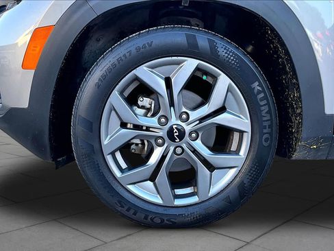 Used 2024 Kia Seltos S FWD image 11