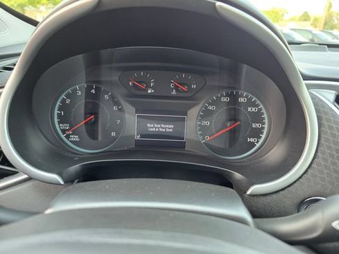 Used 2023 Chevrolet Malibu LT FWD image 14