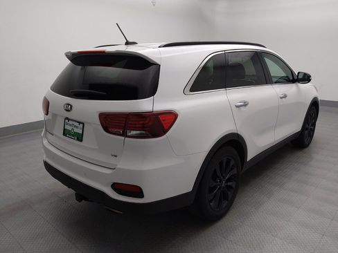 Used 2019 Kia Sorento S FWD image 9