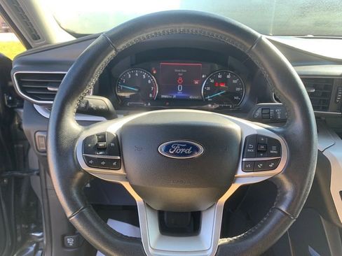 Used 2023 Ford Explorer XLT w/ Equipment Group 202A image 16