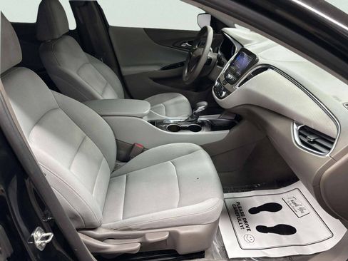 Used 2021 Chevrolet Malibu LT FWD image 20