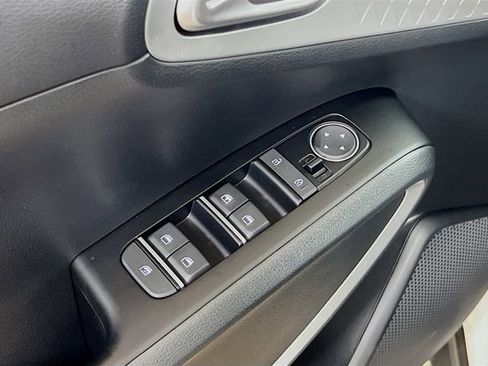 New 2025 Kia Soul LX image 17