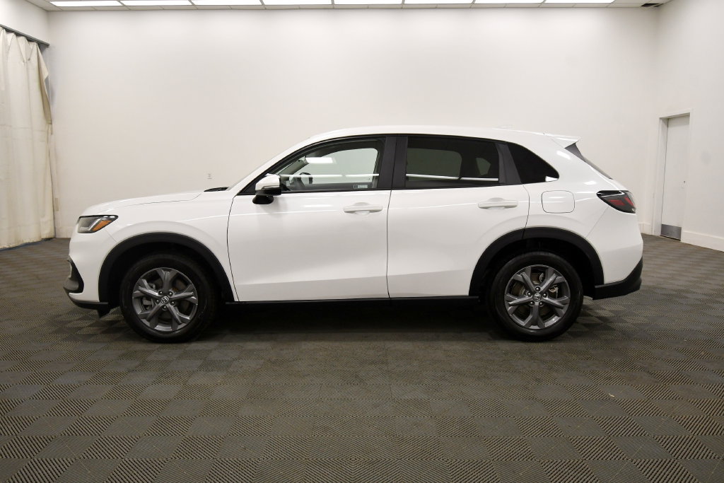 Certified 2026 Honda HR-V LX image 4