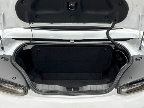 Used 2020 Chevrolet Camaro SS RWD image 26