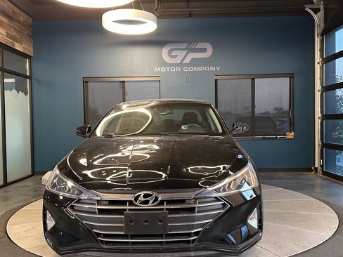 Used 2020 Hyundai Elantra Value Edition w/ Cargo Package (C1) FWD image 8