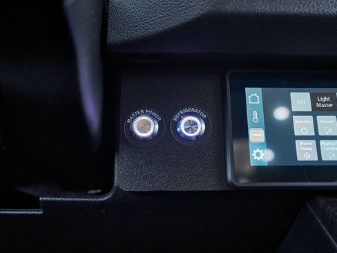 Used 2024 Mercedes-Benz Sprinter 3500 w/ Parking Package image 53