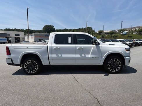 Used 2026 RAM 1500 Limited AWD/4WD image 9