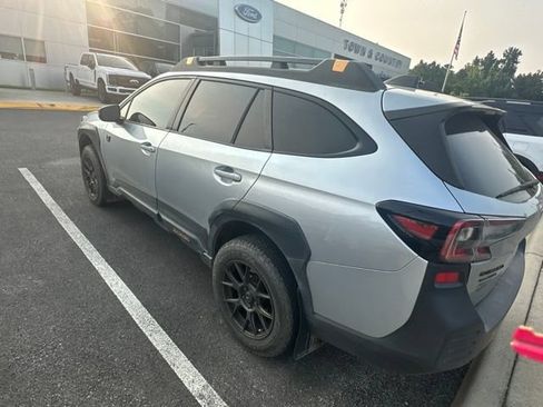 Used 2022 Subaru Outback Wilderness AWD/4WD image 5