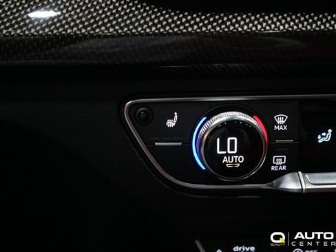 Used 2019 Audi SQ5 Premium Plus w/ Premium Plus Package AWD/4WD image 24