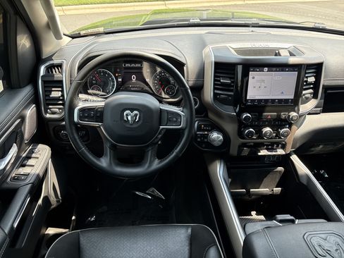 Used 2022 RAM 1500 Laramie AWD/4WD image 19
