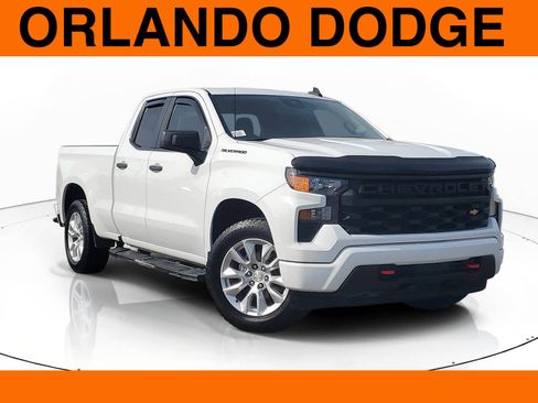 Used 2022 Chevrolet Silverado 1500 Custom image 1