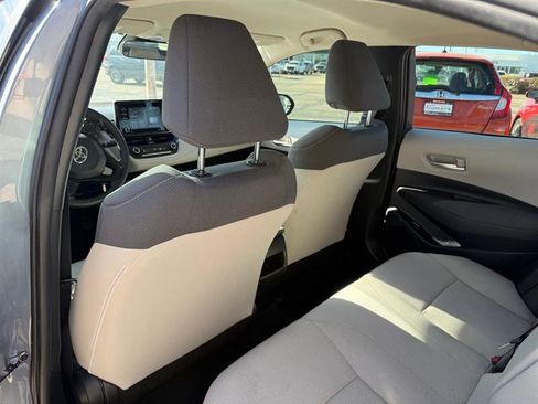 Used 2021 Toyota Corolla L image 5
