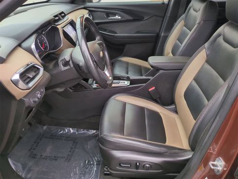 Used 2021 Chevrolet TrailBlazer ACTIV w/ Sun and Liftgate Package image 16