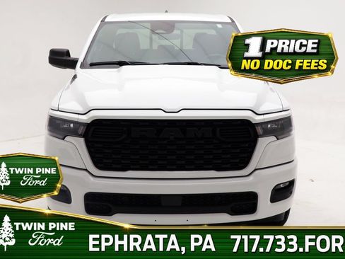 Used 2025 RAM 1500 Tradesman AWD/4WD image 4