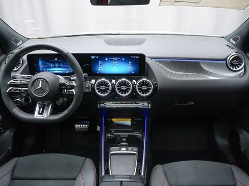 New 2025 Mercedes-Benz GLA 35 AMG AMG GLA 35 image 13