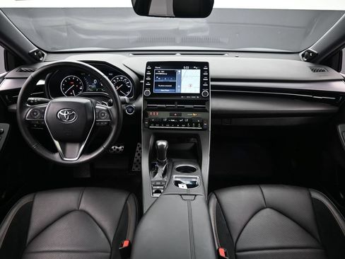 Used 2021 Toyota Avalon XSE FWD image 13