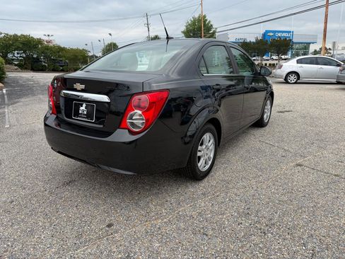 Used 2014 Chevrolet Sonic LT FWD image 38