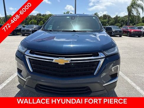 Used 2023 Chevrolet Traverse LS FWD image 2