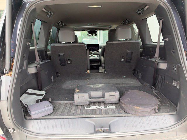 Used 2025 Lexus GX 550 w/ Accessory Package (2T) AWD/4WD image 36