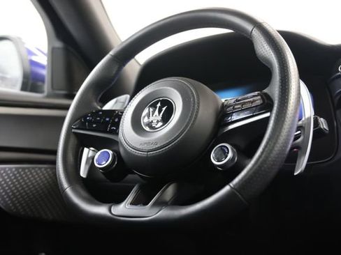 Used 2024 Maserati Grecale GT AWD/4WD image 47