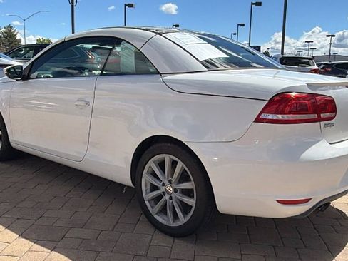 Used 2012 Volkswagen Eos Komfort FWD image 5