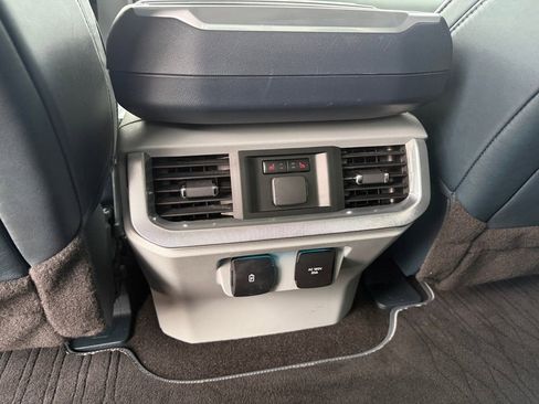 Used 2023 Ford F150 Limited image 17