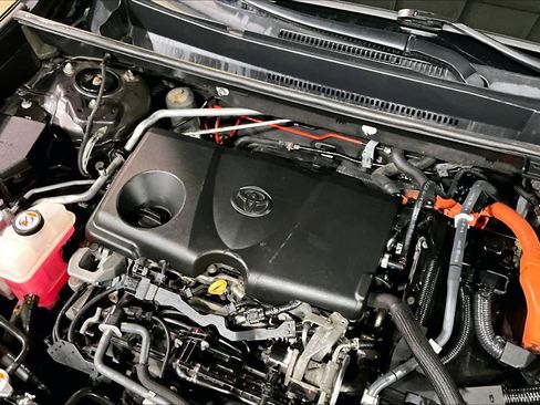 Used 2019 Toyota RAV4 XLE w/ Convenience Package image 33