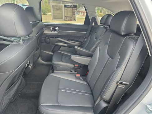 Used 2022 Kia Sorento SX image 35