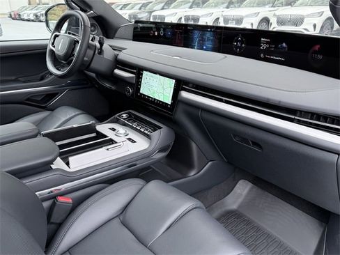 New 2025 Lincoln Navigator Reserve w/ Jet Appearance Package image 6