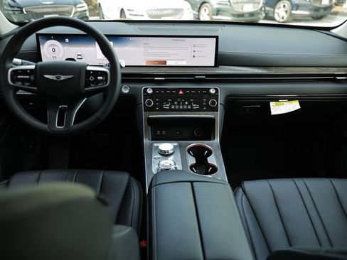 Certified 2025 Genesis GV80 2.5T Select AWD/4WD image 26