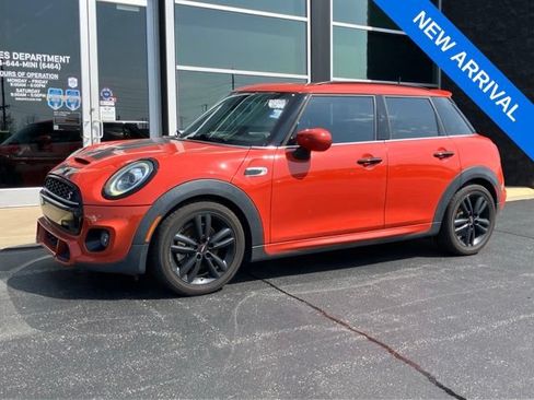 Used 2020 MINI Cooper S FWD image 1