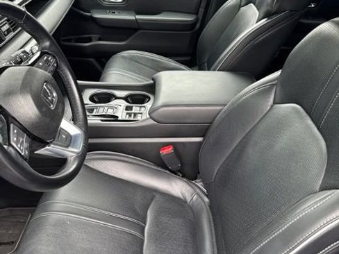Used 2023 Honda Pilot Elite image 2