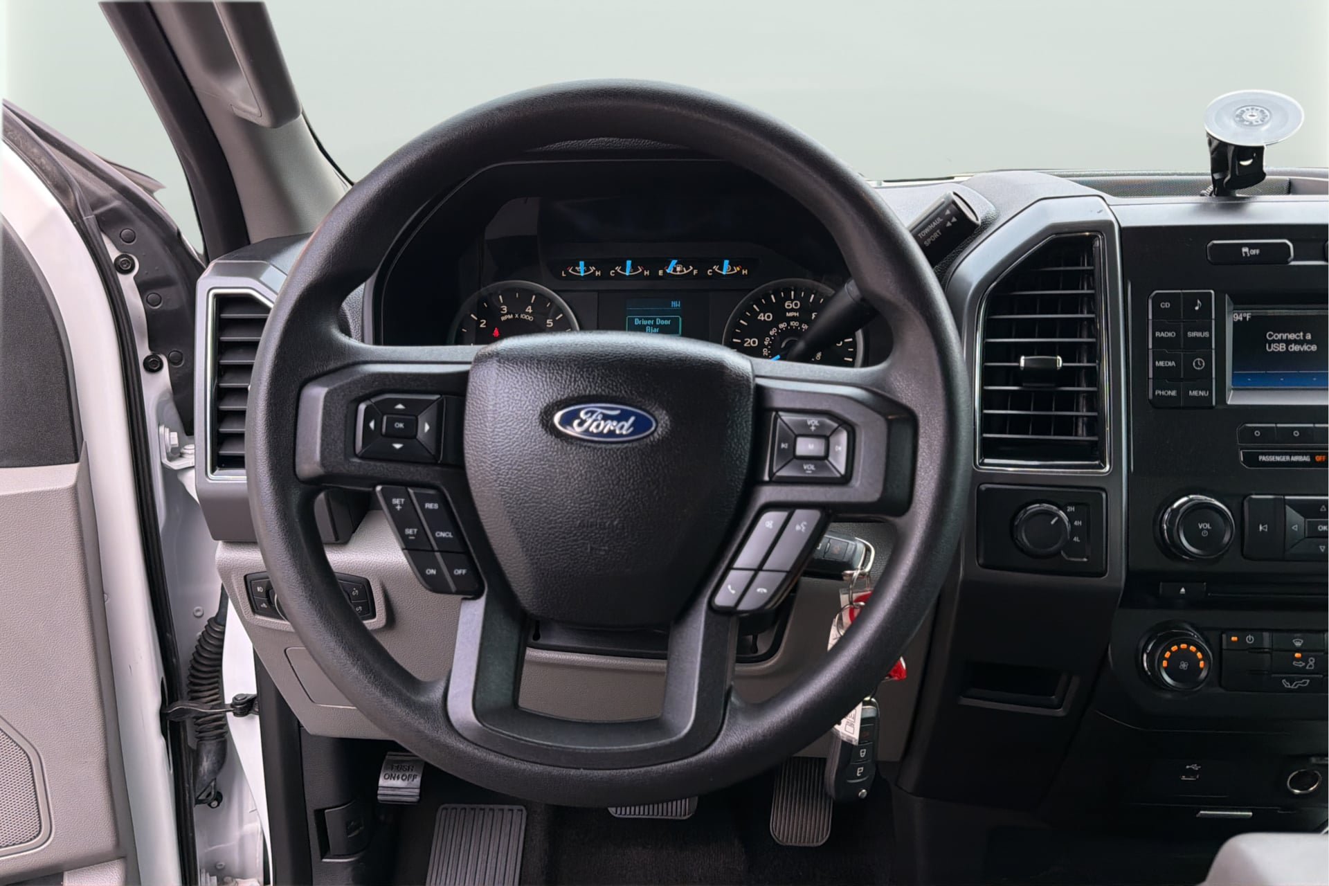 Used 2017 Ford F150 XLT AWD/4WD image 16