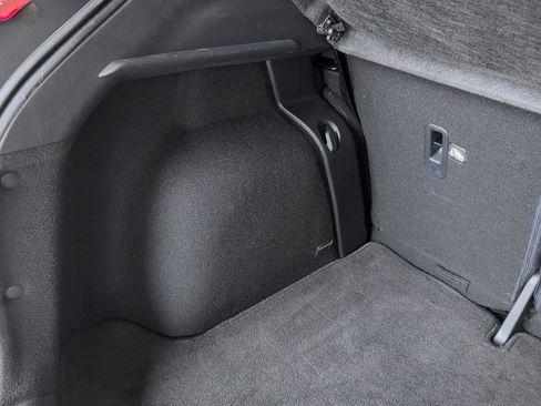 Used 2020 Nissan Kicks SR w/ SR Premium Package image 30