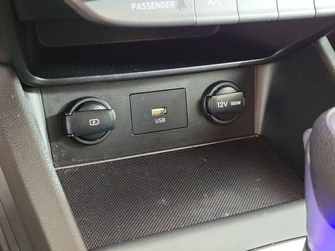 Used 2022 Hyundai Kona SEL AWD/4WD image 24