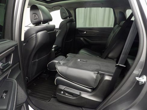 Used 2023 Acura MDX SH-AWD w/ Advance Package image 46