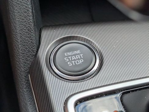 Used 2026 Kia Sportage EX FWD image 64