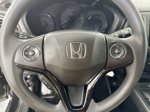 Used 2019 Honda HR-V LX image 18