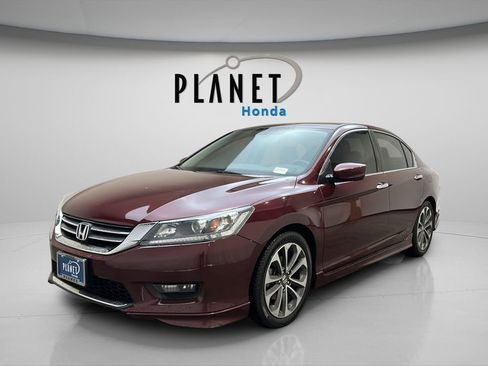 Used 2015 Honda Accord Sport image 10