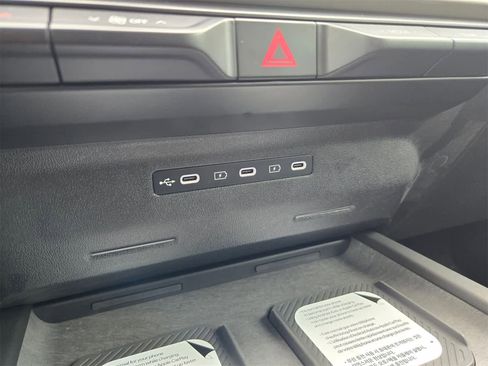 New 2027 Kia Telluride S image 33