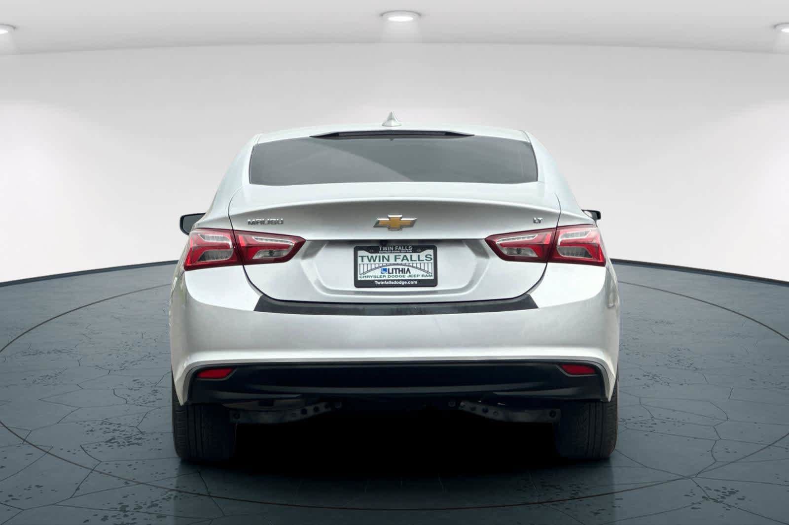 Used 2020 Chevrolet Malibu LT FWD image 7