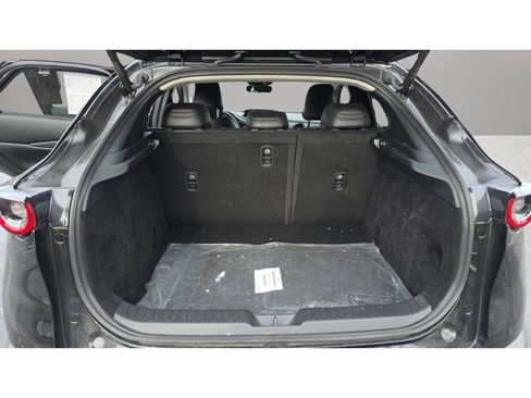 Certified 2025 MAZDA CX-30 2.5 Turbo w/ Premium Package image 17