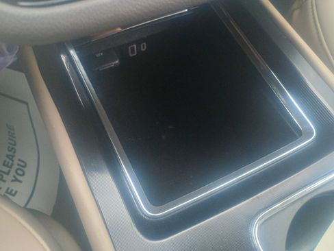 Used 2022 Lincoln Corsair AWD w/ Equipment Group 101A image 25