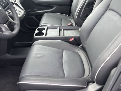 Used 2026 Honda Odyssey Elite image 12
