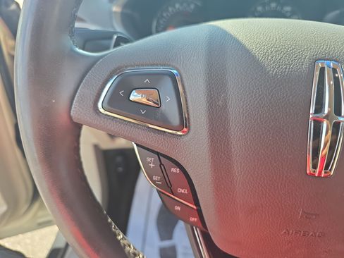 Used 2016 Lincoln MKZ w/ Equipment Group 200A Select FWD image 17
